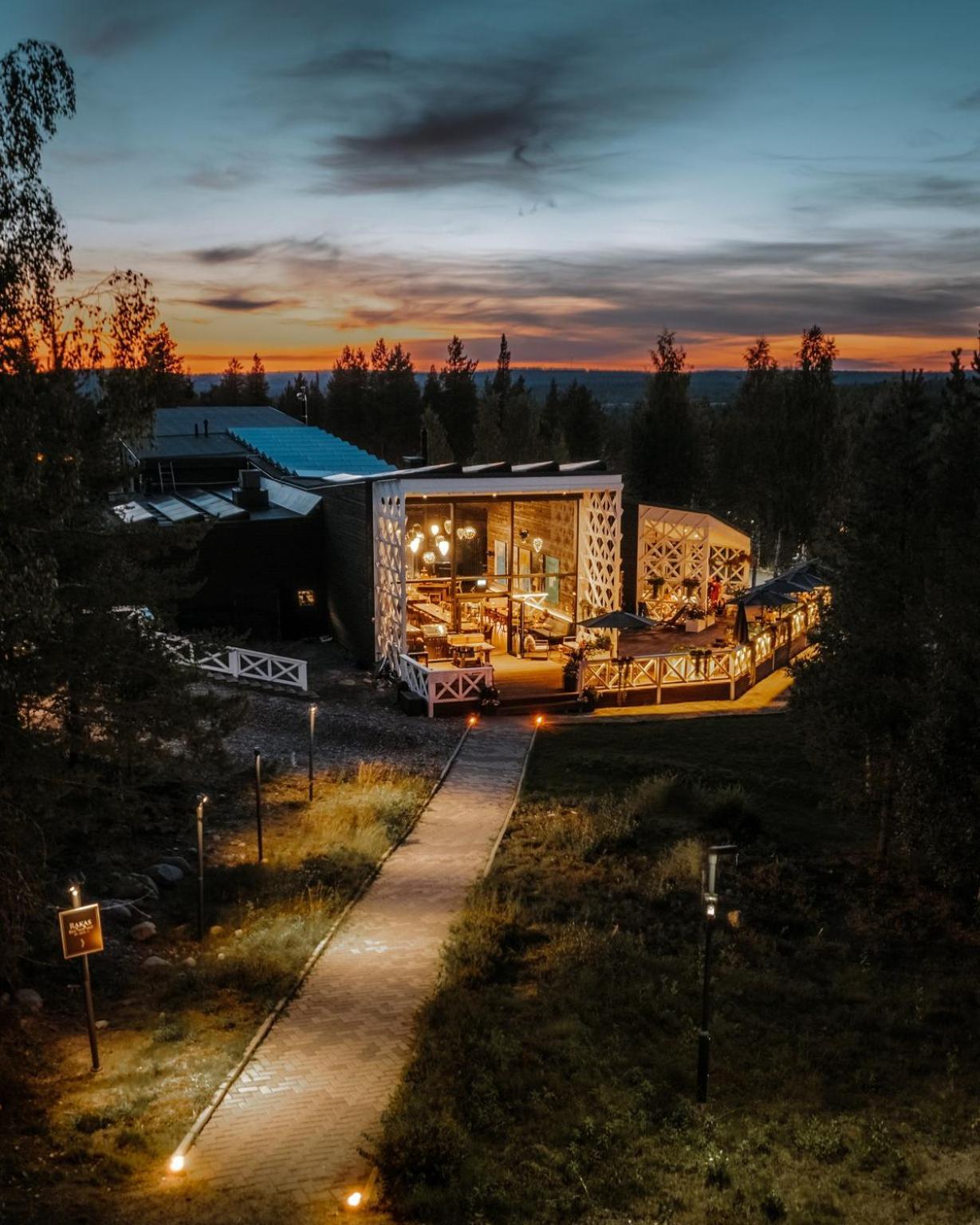 Arctic Treehouse Hotel Rovaniemi Exterior photo